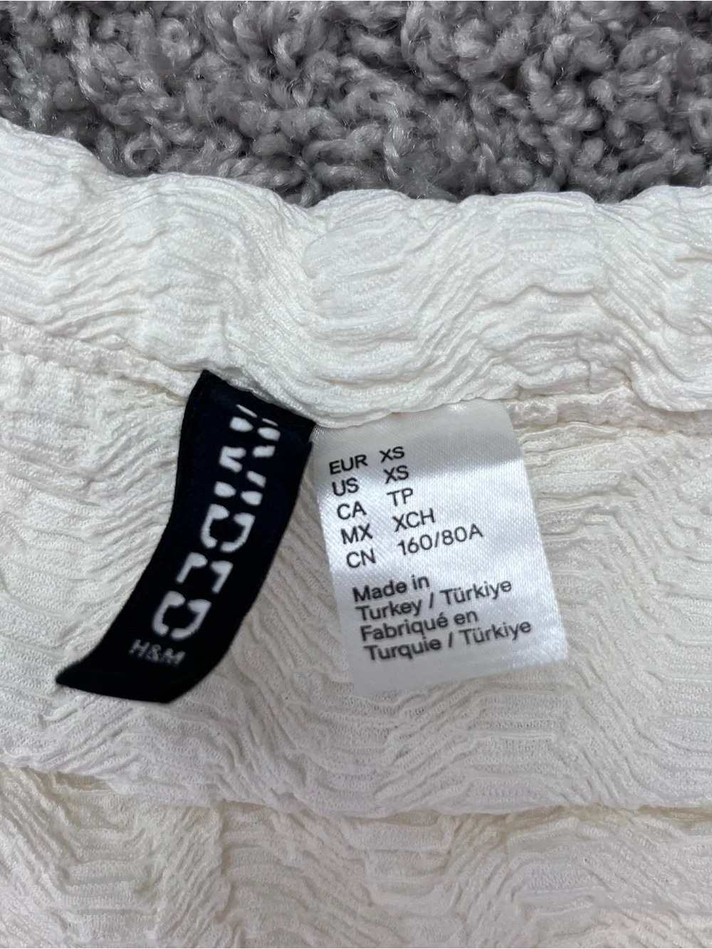 H&M Off-Shoulder top